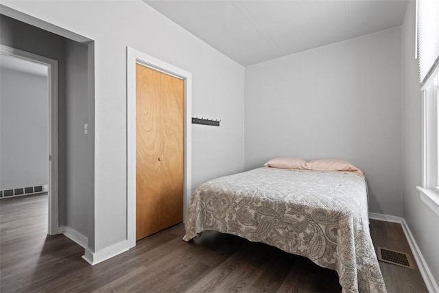150 Frank St, Whitaker, PA 15120 - bedroom featuring wood finished floors and baseboards