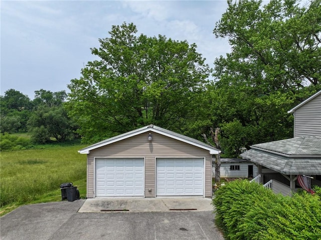 1539 Dime Rd, Parks Twp, PA 15690 - view of detached garage