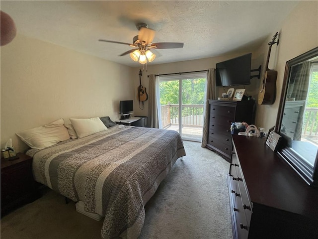10240 Roseway Blvd, North Huntingdon, PA 15642 - bedroom featuring access to outside, carpet, and a ceiling fan