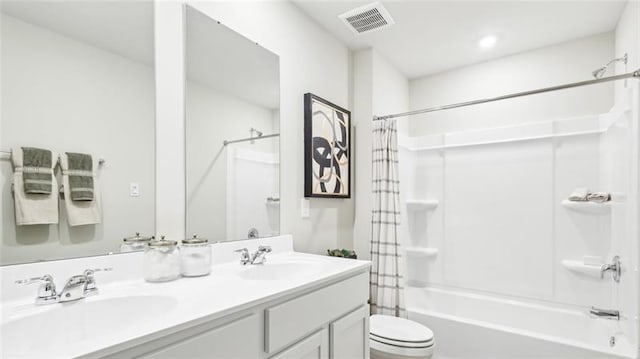 346 Leslie Farms Dr, Connoquenessing Boro, PA 16033 - full bath with shower / bath combo with shower curtain and double vanity