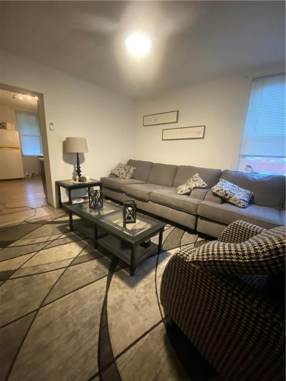 21 1st St, California, PA 15419 - photo 6