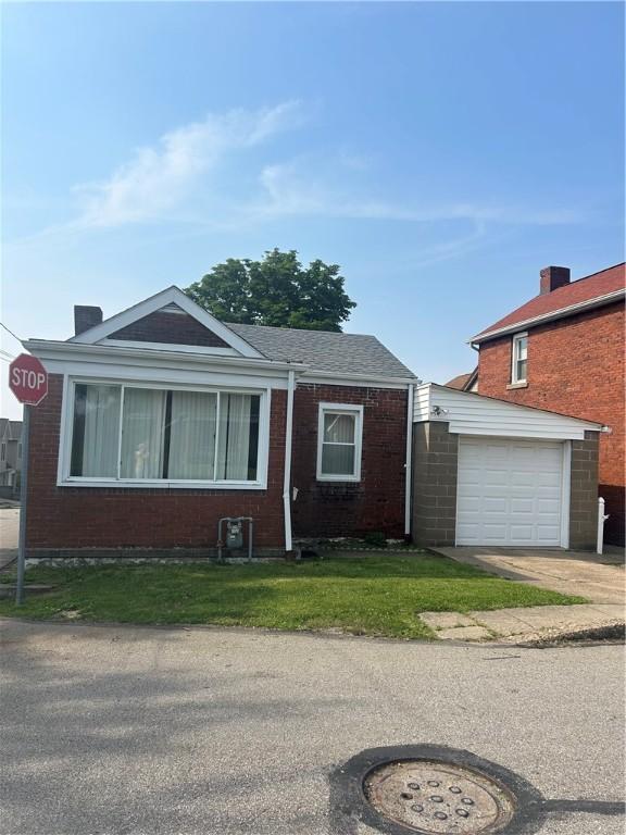 215 Ilion, Greenfield, PA 15207 - view of front of home with brick siding