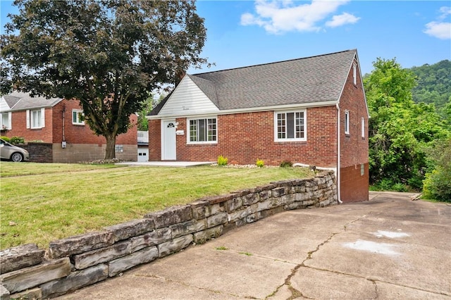 114 Oliver Dr, White Oak, PA 15131 - photo 2