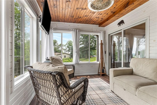 223 Horseshoe Dr, Adams Twp, PA 16046 - view of sunroom