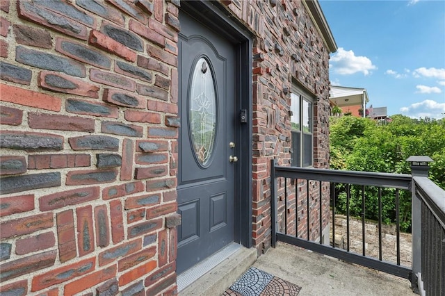 2805 Hamilton Ave, Shaler, PA 15116 - property entrance featuring brick siding