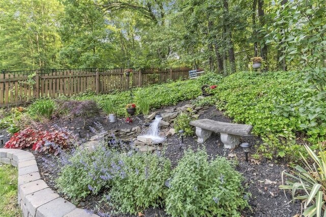 139 Village Dr, Cranberry Twp, PA 16066 - view of yard
