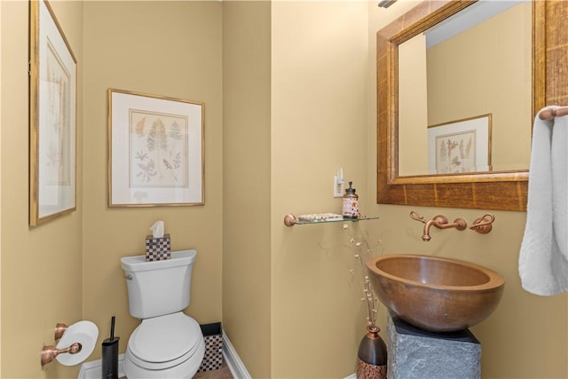 1055 Saint Mellion Dr, Collier Twp, PA 15142 - bathroom featuring a sink and toilet