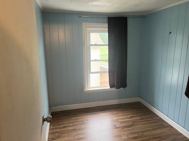 43 N 10th St, Sharpsville, PA 16150 - spare room with dark wood-style flooring and baseboards