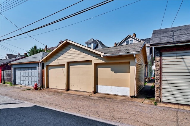 538 Maplewood Ave, Ambridge, PA 15003 - view of garage