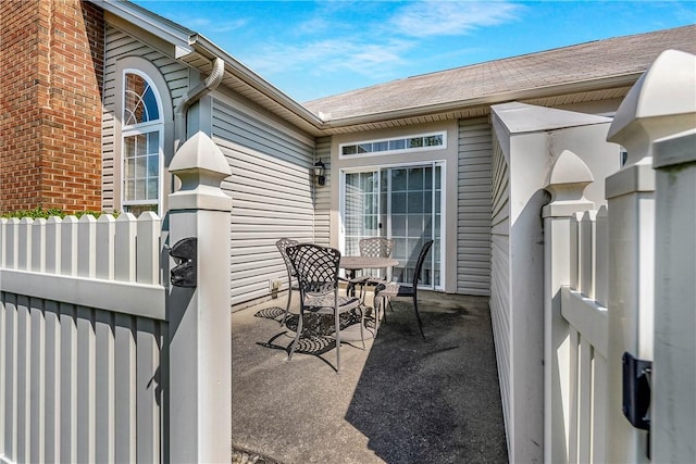 560 Madison Blvd, New Sewickley Twp, PA 15042 - view of patio / terrace