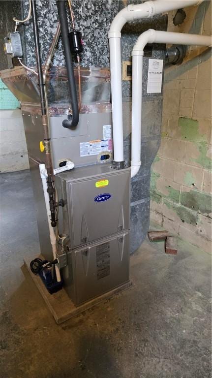 1016 Dallett Rd, Whitehall, PA 15227 - view of utility room
