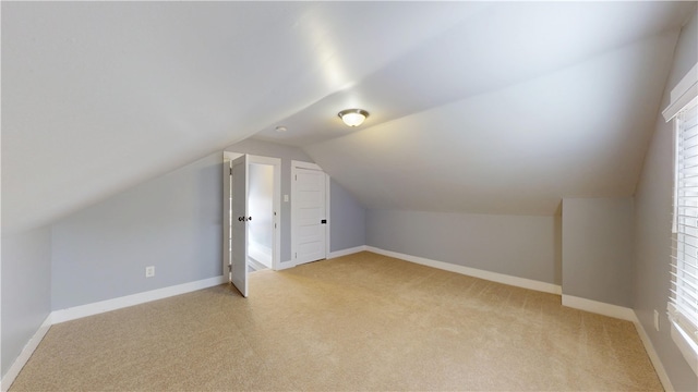 5445 Covode Pl, Squirrel Hill, PA 15217 - bonus room with light colored carpet and lofted ceiling