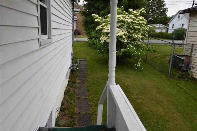 117 Oregon Ave, Vandergrift Wml, PA 15690 - view of yard