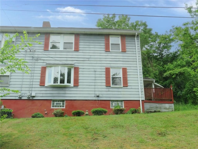 289 Sheridan Ln, Carmichaels/Cumblnd, PA 15351 - view of front facade featuring a front yard and a chimney