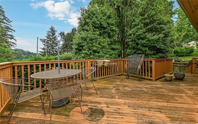 116 Parkfel Ave, Mccandless, PA 15237 - view of deck