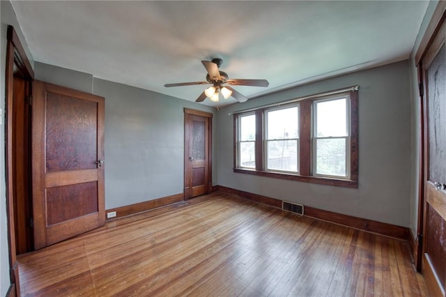 438 Miami St, East Mckeesport, PA 15035 - unfurnished bedroom featuring light wood finished floors and ceiling fan