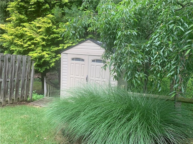 111 Brandywine Dr, Manor, PA 15642 - view of shed