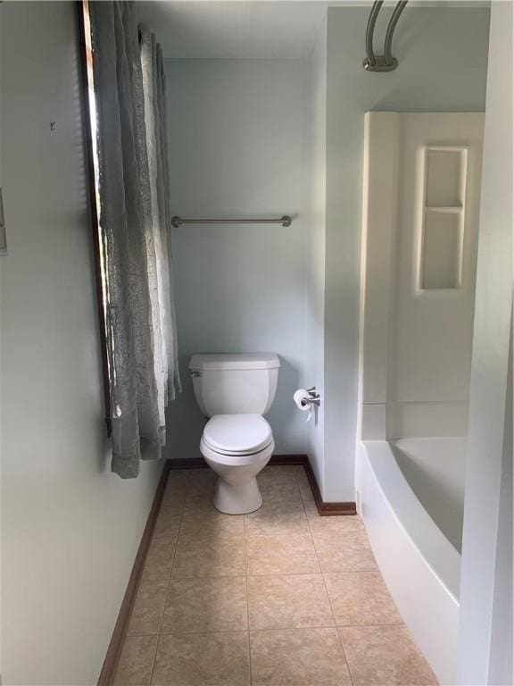 111 Brandywine Dr, Manor, PA 15642 - full bath featuring toilet and tile patterned flooring