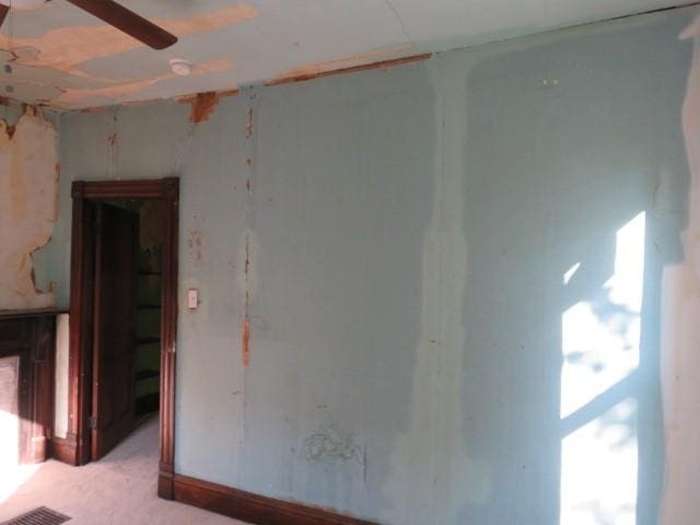 1250 Summerlea Ave, City Of Washington, PA 15301 - empty room featuring a ceiling fan, healthy amount of natural light, and light carpet