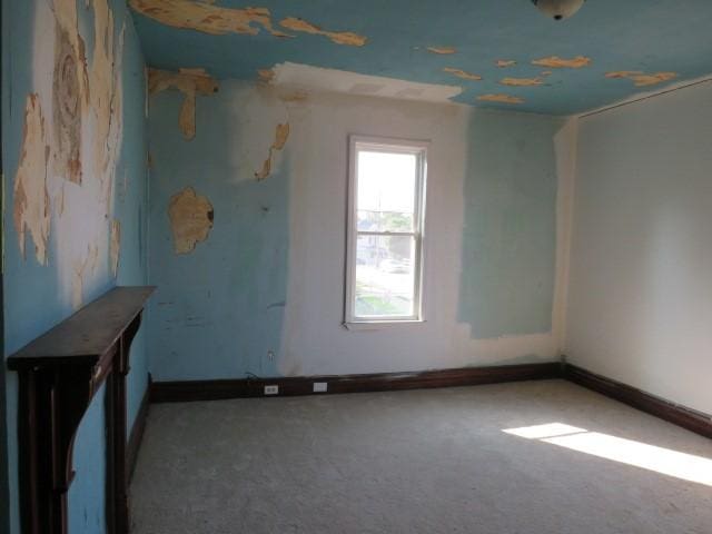 1250 Summerlea Ave, City Of Washington, PA 15301 - spare room with carpet flooring and baseboards