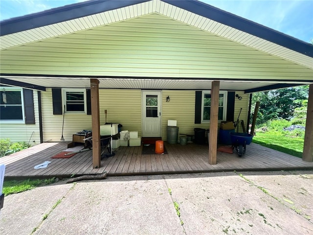 105 Fern Way, Glassport, PA 15045 - back of property with a deck and a carport