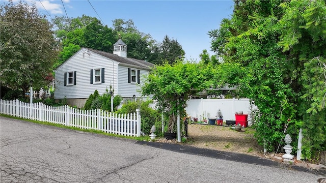 914 E Smithfield St, Elizabeth Twp/Boro, PA 15135 - view of home's exterior