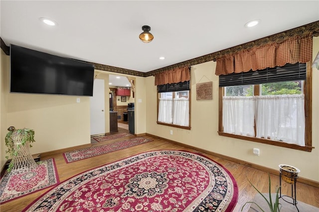 914 E Smithfield St, Elizabeth Twp/Boro, PA 15135 - living area featuring wood finished floors and recessed lighting