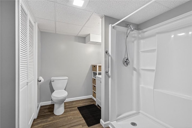 914 E Smithfield St, Elizabeth Twp/Boro, PA 15135 - full bath with a shower, wood finished floors, a closet, a paneled ceiling, and vanity
