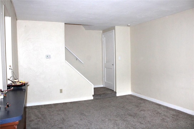 526 Pennwood Dr, Penn Hills, PA 15235 - below grade area featuring carpet floors and baseboards
