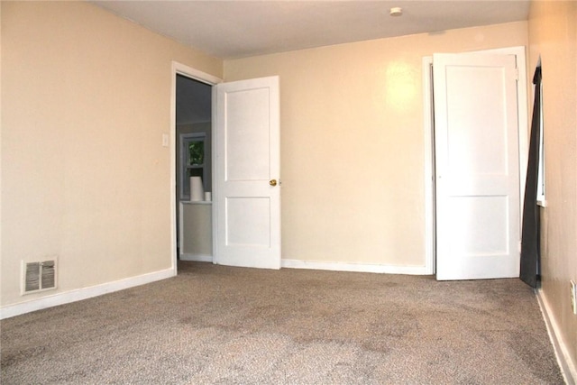 526 Pennwood Dr, Penn Hills, PA 15235 - empty room with carpet floors