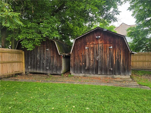 323 W Brady St, City Of But Nw, PA 16001 - photo 24