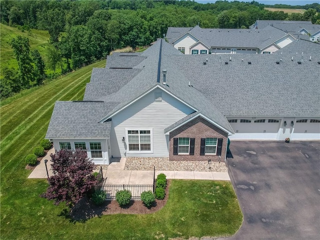 705 Spring Valley Dr, Jackson Twp, PA 16063 - view of front of home featuring driveway, roof with shingles, a garage, and a front yard
