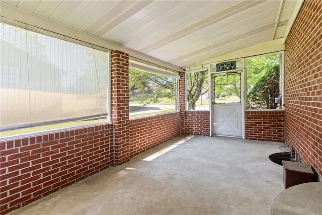 5311 Clearview Ave, Hopewell Twp Bea, PA 15001 - unfurnished sunroom with vaulted ceiling
