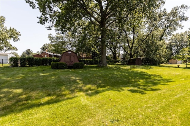 5311 Clearview Ave, Hopewell Twp Bea, PA 15001 - view of yard featuring a storage unit