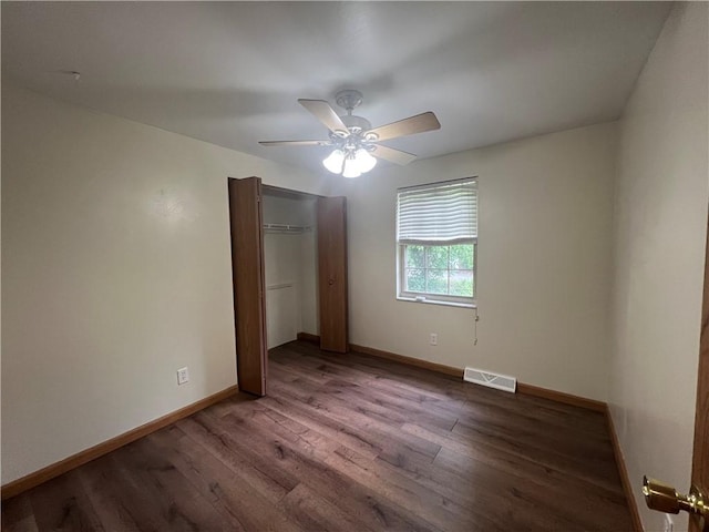 742 King St, Mckeesport, PA 15132 - unfurnished bedroom with wood finished floors, a closet, and a ceiling fan
