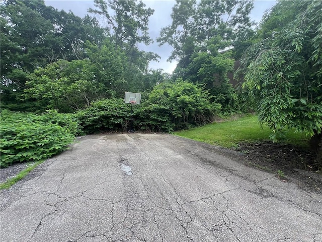 742 King St, Mckeesport, PA 15132 - view of patio