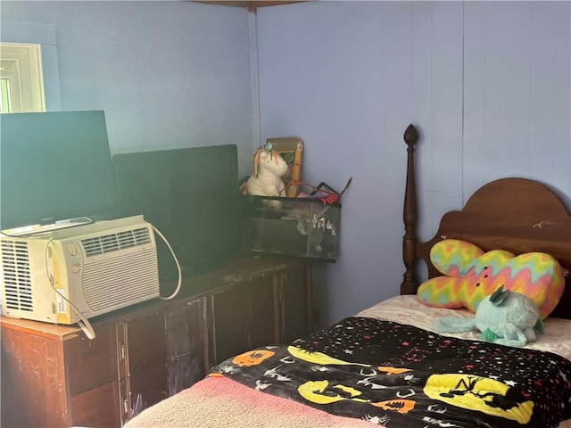 108 13th Ave, City Of But Nw, PA 16001 - view of bedroom