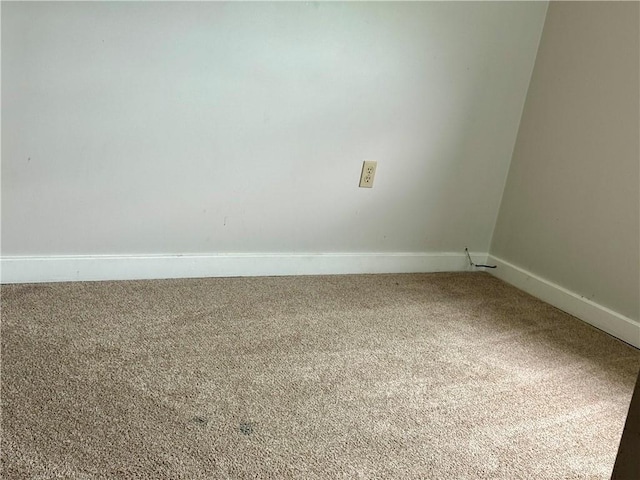 108 13th Ave, City Of But Nw, PA 16001 - spare room with carpet and baseboards