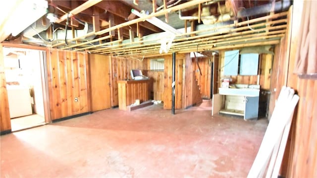 3550 Camp St, Hill District, PA 15219 - below grade area with washer / dryer