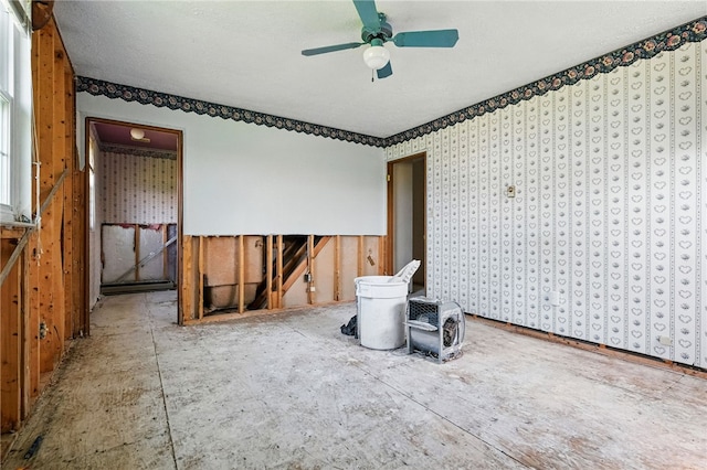 27 Windridge Dr, North Union Twp, PA 15401 - spare room featuring a ceiling fan