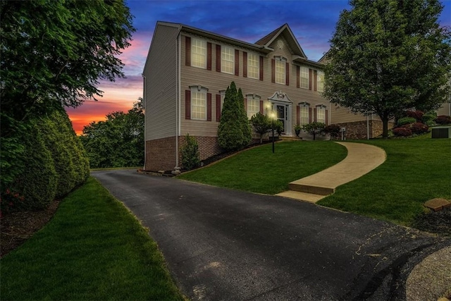 520 Panorama Dr, Cecil, PA 15317 - colonial house featuring a lawn