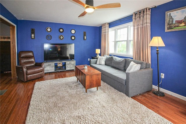 684 Elizabeth St, Bridgeville, PA 15017 - photo 4