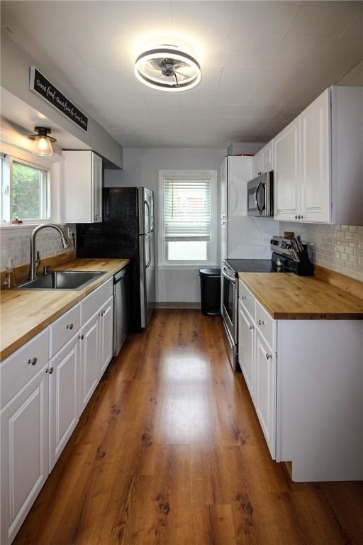 684 Elizabeth St, Bridgeville, PA 15017 - photo 12