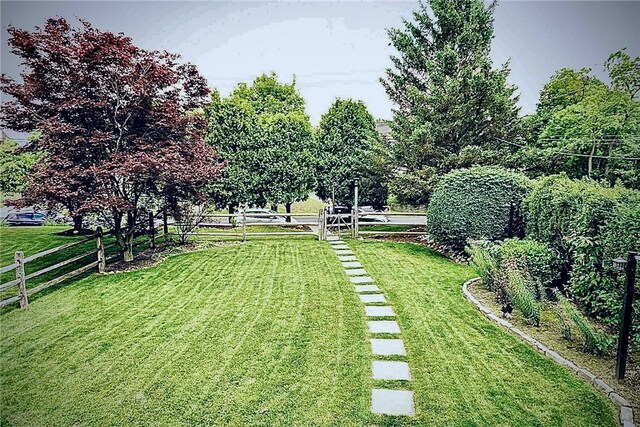 684 Elizabeth St, Bridgeville, PA 15017 - photo 32