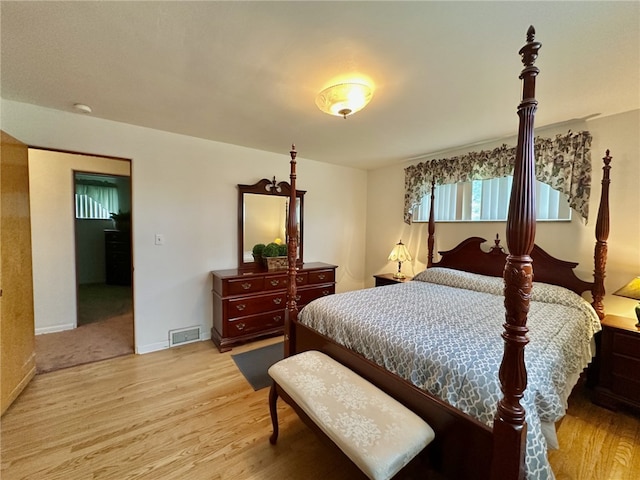 240 Reed St, Lower Burrell, PA 15068 - bedroom featuring light wood finished floors and baseboards
