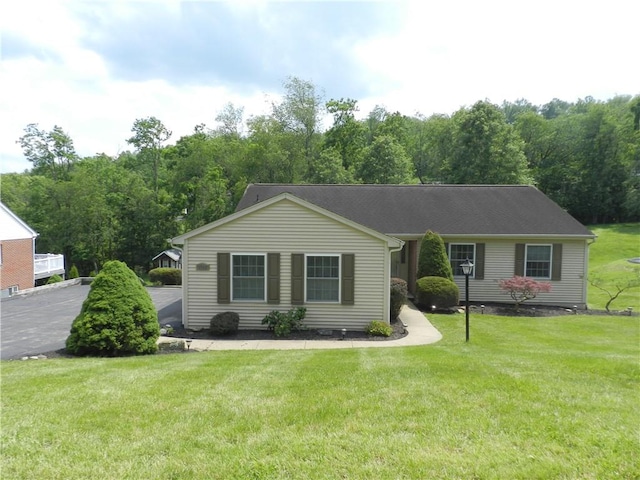 1740 Ridgewood Dr N, Franklin Twp, PA 15301 - photo 1