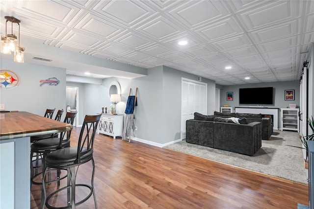 161 Buckingham Dr, Ohio Twp, PA 15237 - living area with recessed lighting, wood finished floors, and an ornate ceiling