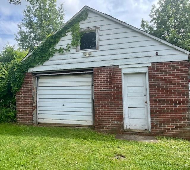 82 Crossridge, Crossridge, PA 15022 - view of garage