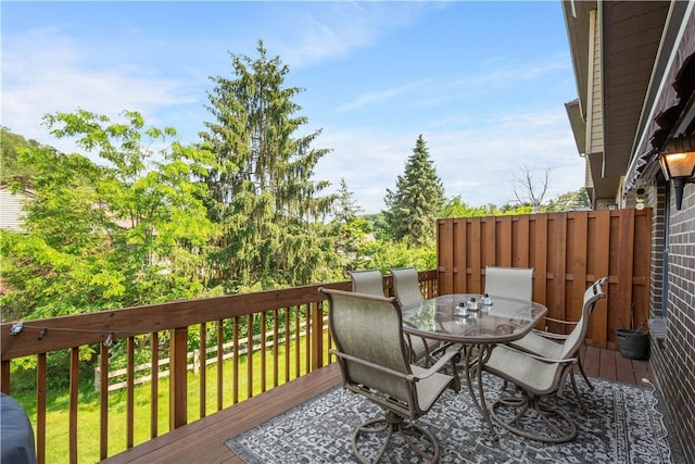 617 Woodcrest Dr, Robinson Twp Nwa, PA 15205 - wooden deck with outdoor dining area