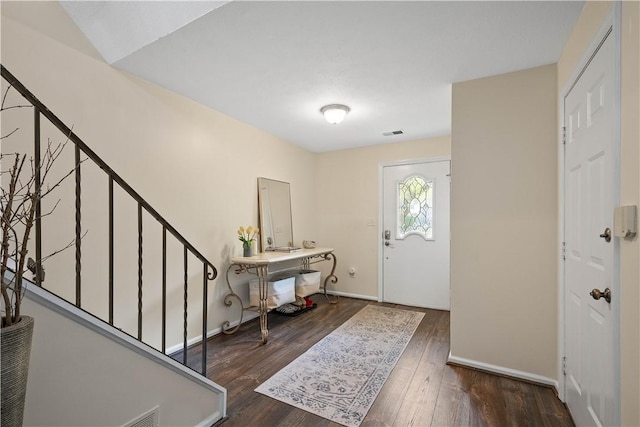 617 Woodcrest Dr, Robinson Twp Nwa, PA 15205 - entryway featuring wood finished floors and stairs